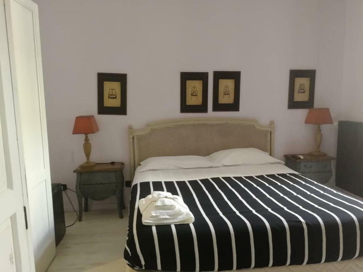 Gatto Bianco Casa Dei Venti Bed & Breakfast Bari Exterior foto