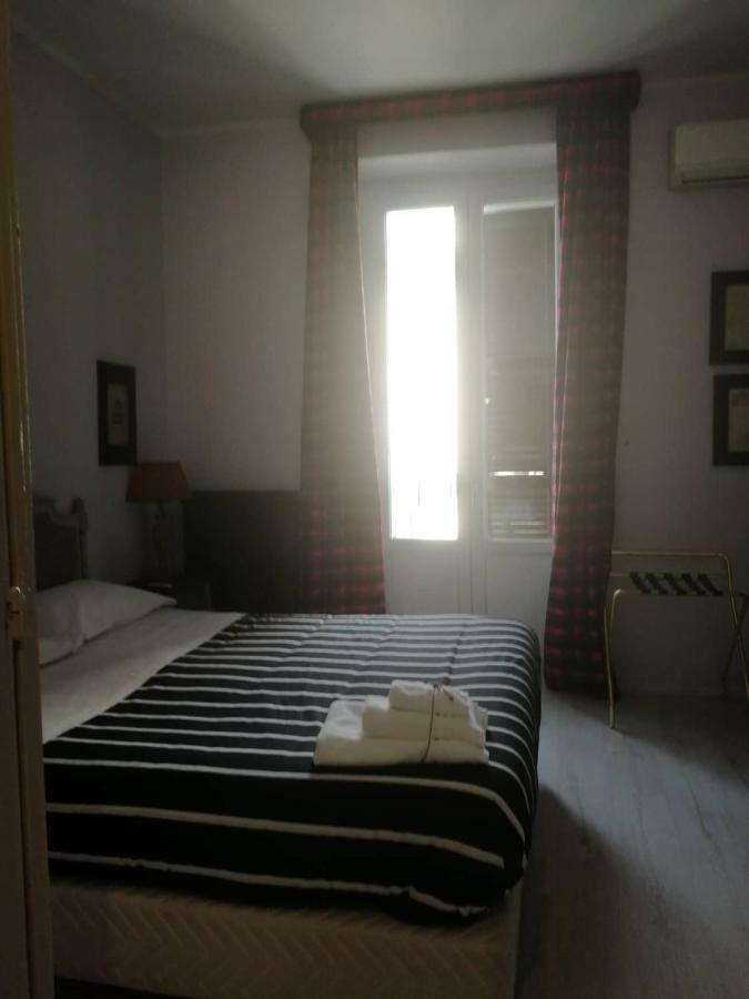 Gatto Bianco Casa Dei Venti Bed & Breakfast Bari Exterior foto